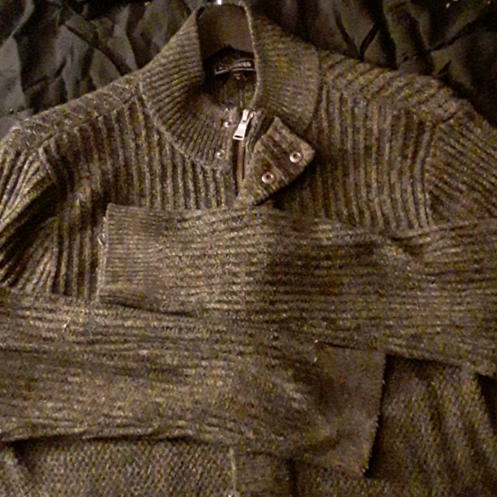 Express sweater - Picture 2 of 3